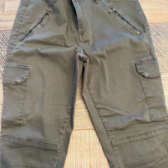 Blank NYC women’s Dark Green Cargo Pants - Picture 1 of 5